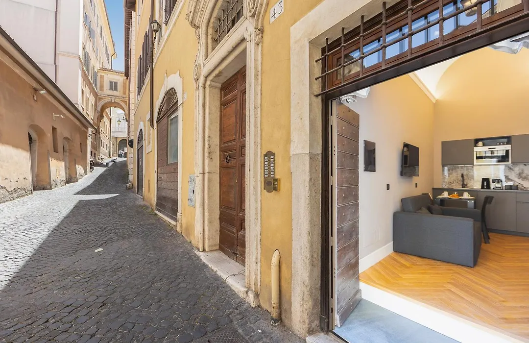 Luxury Suite Trevi-1